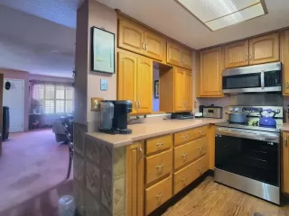 Photo #6: 250024900 Listing