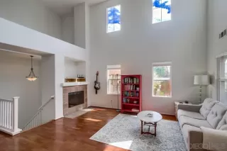 Photo #2: 250024917 Listing