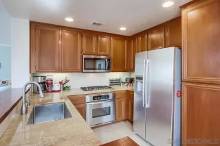 Photo #5: 250024917 Listing