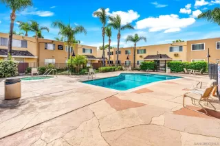 Photo #3: 250024942 Listing