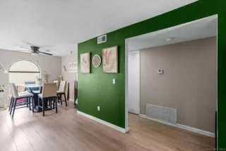 Photo #5: 250024960 Listing