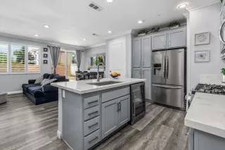 Photo #6: 250024967 Listing