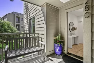 Photo #1: 250025035 Listing