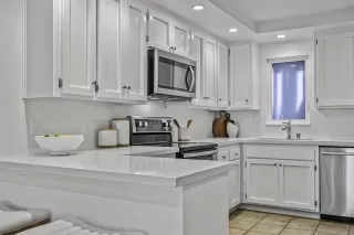 Photo #5: 250025035 Listing