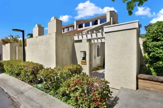 Photo #2: 250025050 Listing