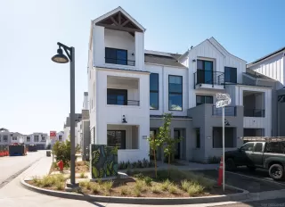 Photo #2: 250025065 Listing