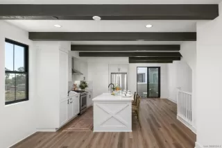 Photo #6: 250025065 Listing