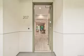 Photo #3: 250025087 Listing