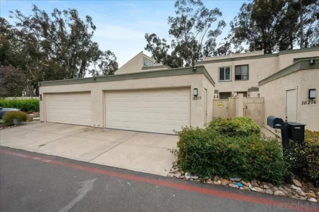 MLS: 250025099 Condo For Sale