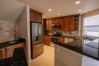 Photo #1: 250025113 Listing