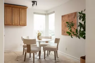 Photo #5: 250025118 Listing