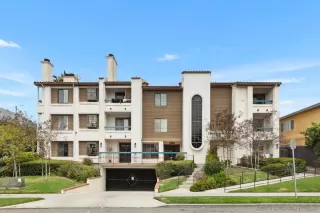 Photo #3: 250025135 Listing