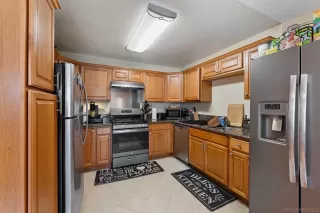 Photo #4: 250025137 Listing