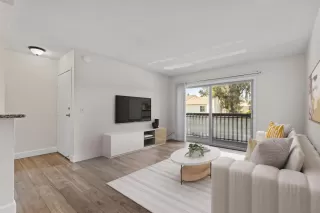 Photo #1: 250025180 Listing