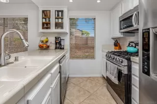 Photo #2: 250025253 Listing 