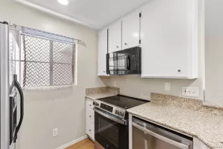 Photo #6: 250025297 Listing