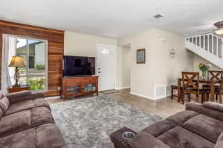 Photo #6: 250025316 Listing