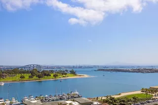 Photo #5: 250025318 Listing