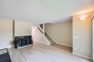 Photo #3: 250025334 Listing 