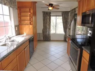 Photo #3: 250025351 Listing