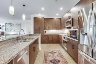 Photo #2: 250025361 Listing 