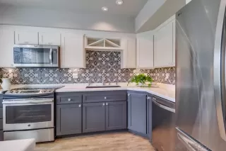 Photo #6: 250025369 Listing