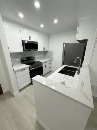 Photo #3: 250025381 Listing 