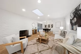 Photo #4: 250025382 Listing 