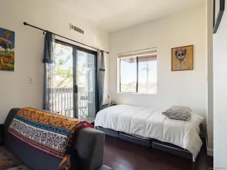 Photo #2: 250025436 Listing