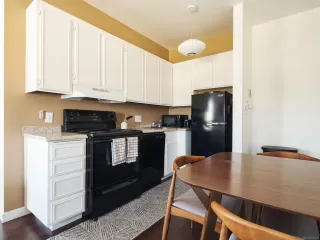 Photo #3: 250025436 Listing