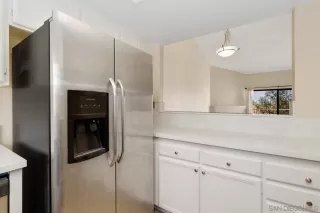 Photo #4: 250025471 Listing