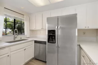 Photo #5: 250025471 Listing