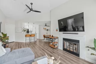 Photo #5: 250025475 Listing