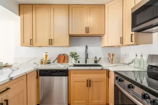 Photo #6: 250025487 Listing