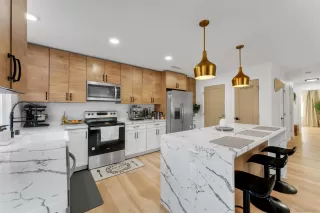 Photo #3: 250025651 Listing