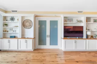 Photo #6: 250025666 Listing