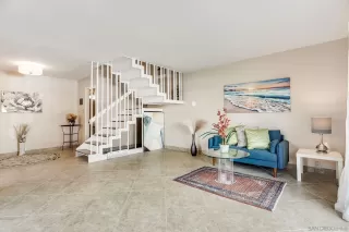 Photo #3: 250025669 Listing