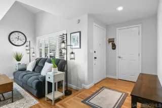 Photo #4: 250025695 Listing