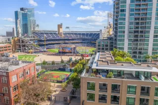 Photo #6: 250025739 Listing