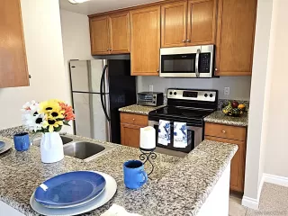 Photo #2: 250025772 Listing