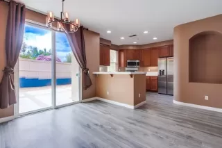 Photo #6: 250025848 Listing