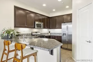 Photo #3: 250025877 Listing 