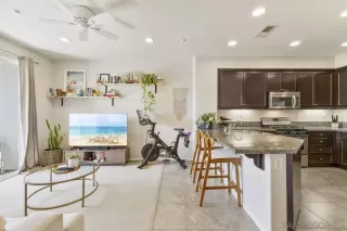 Photo #5: 250025877 Listing 