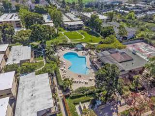 Photo #2: 250025915 Listing