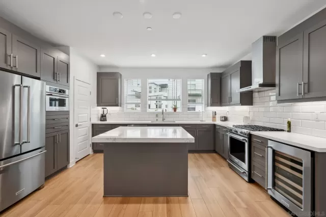 MLS: 250025967 Condo For Sale