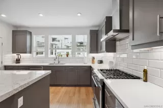 Photo #1: 250025967 Listing