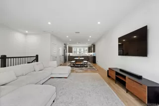 Photo #6: 250025967 Listing