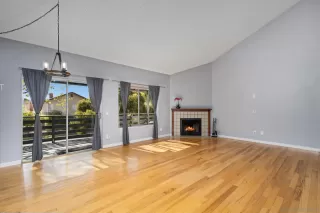 Photo #3: 250025995 Listing