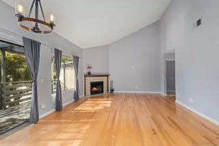 Photo #4: 250025995 Listing