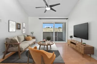 Photo #2: 250026025 Listing